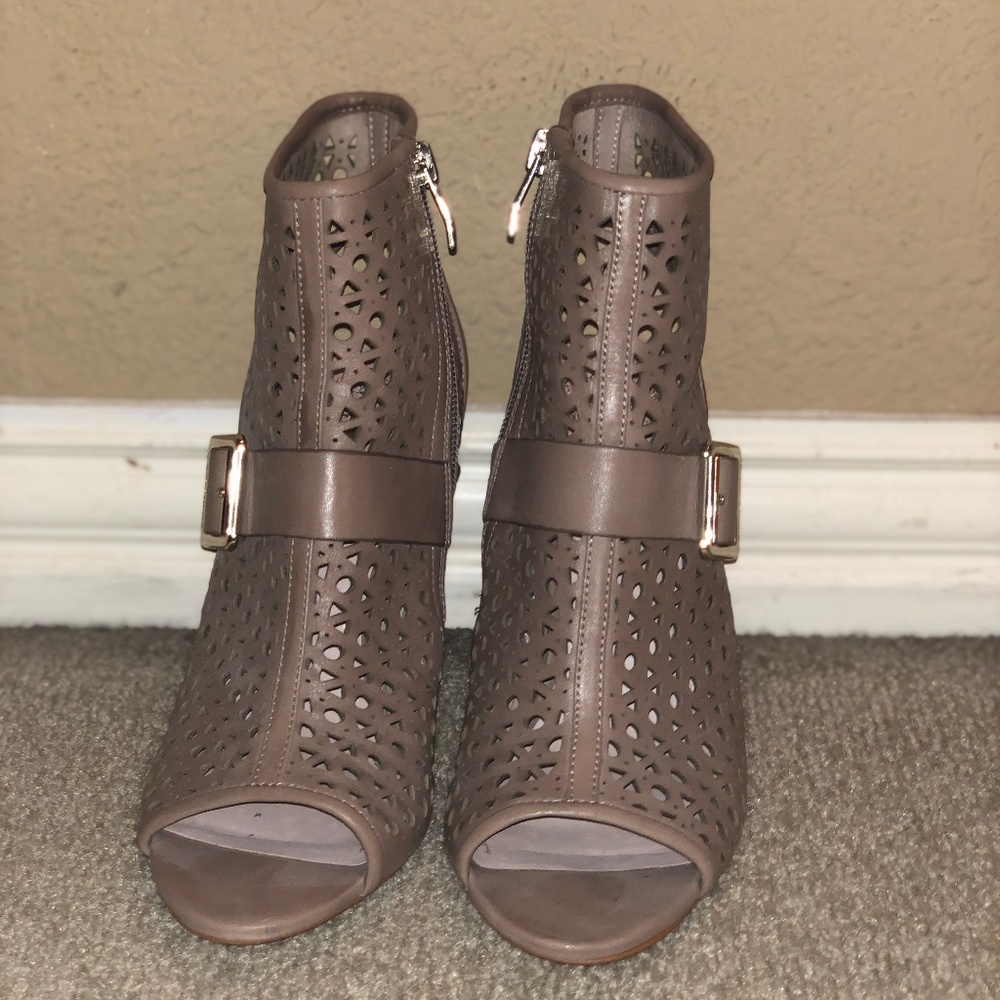 Vince Camuto Heels